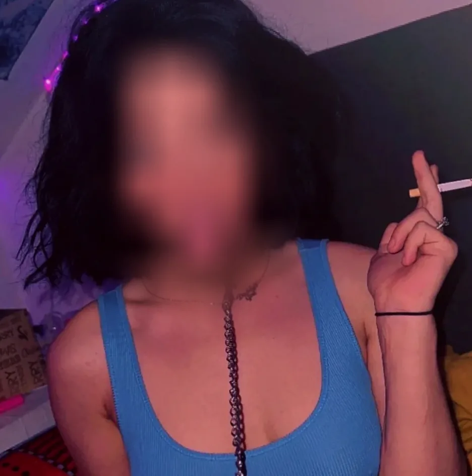 Lola, 23 años