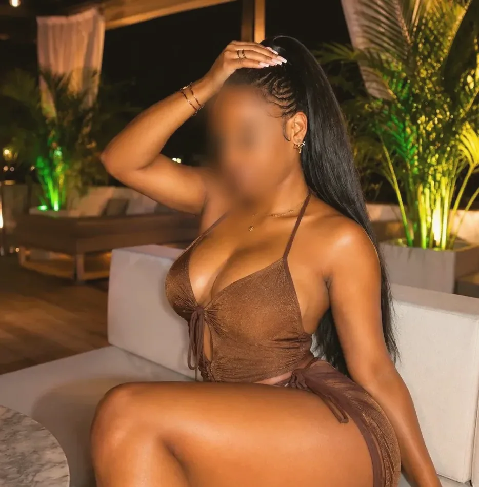 Manuela, 27 años